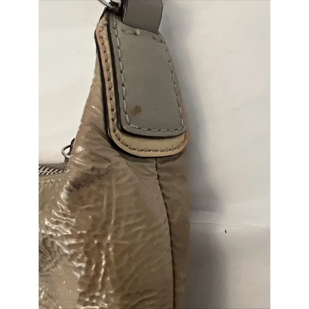 Coach Kristin Patent Leather‎ Hobo 19299 Shoulder Bag Purse Tan Taupe 13 X 10